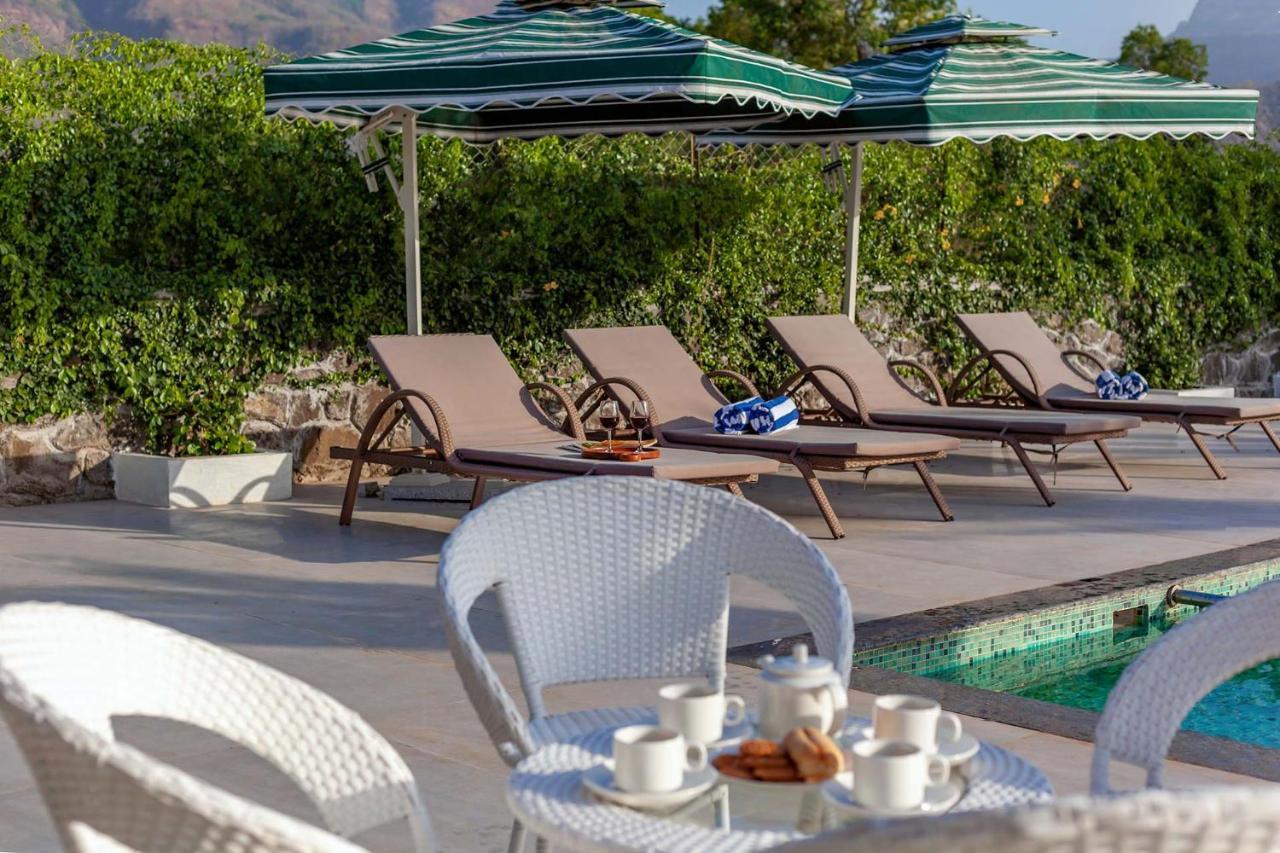 Natures Odyssey By Stayvista - Amidst Lush Greenery With Outdoor Pool And Indoor Activities Chinchavli Exterior foto